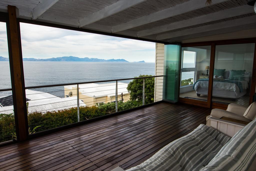 Quarterdeck Holiday Apartment Cape Town Exterior photo